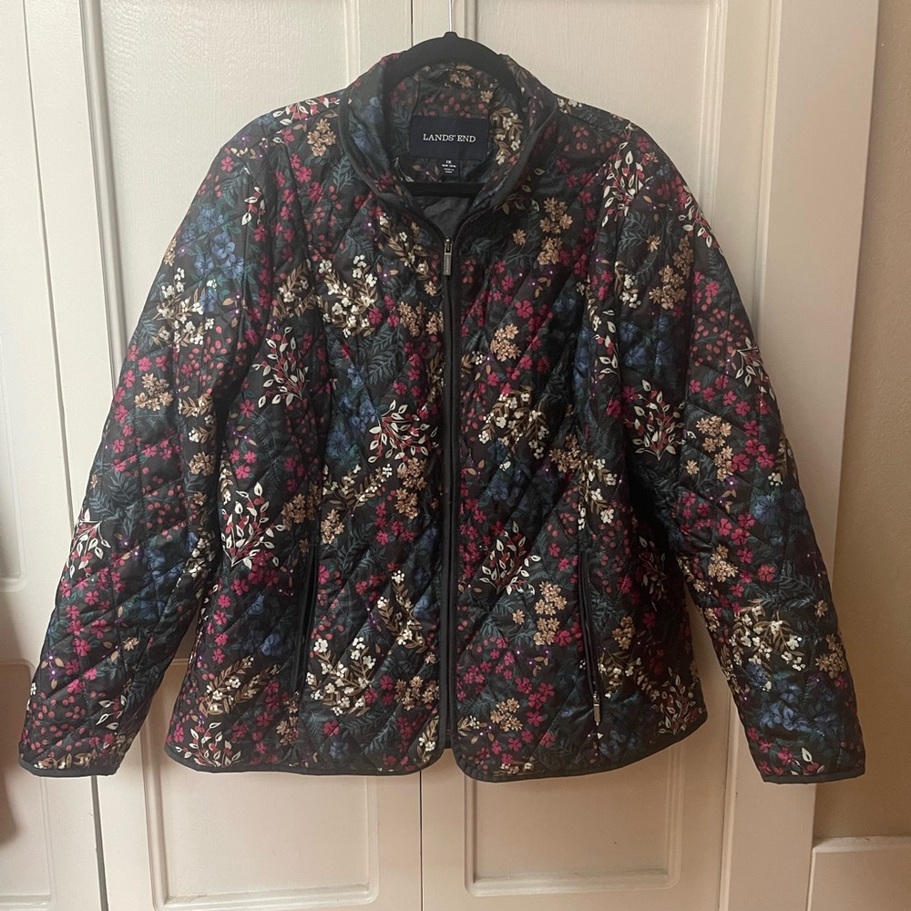 Lands' End Women's Floral Quilted Puffer Jacket - Black with Multicolor Accents